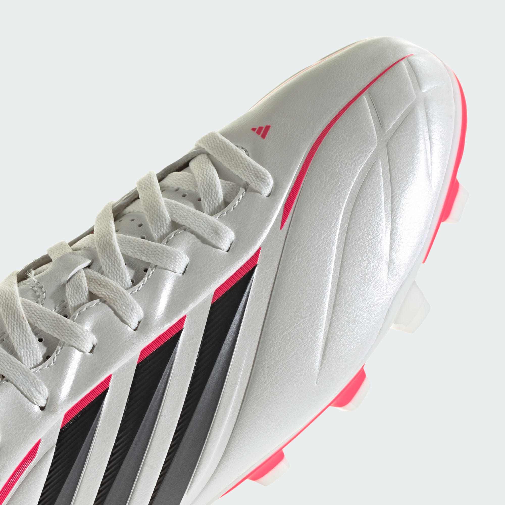 Botas de Futebol COPA PURE IV CLUB - Piso Firme/Multissuperfície 6/7