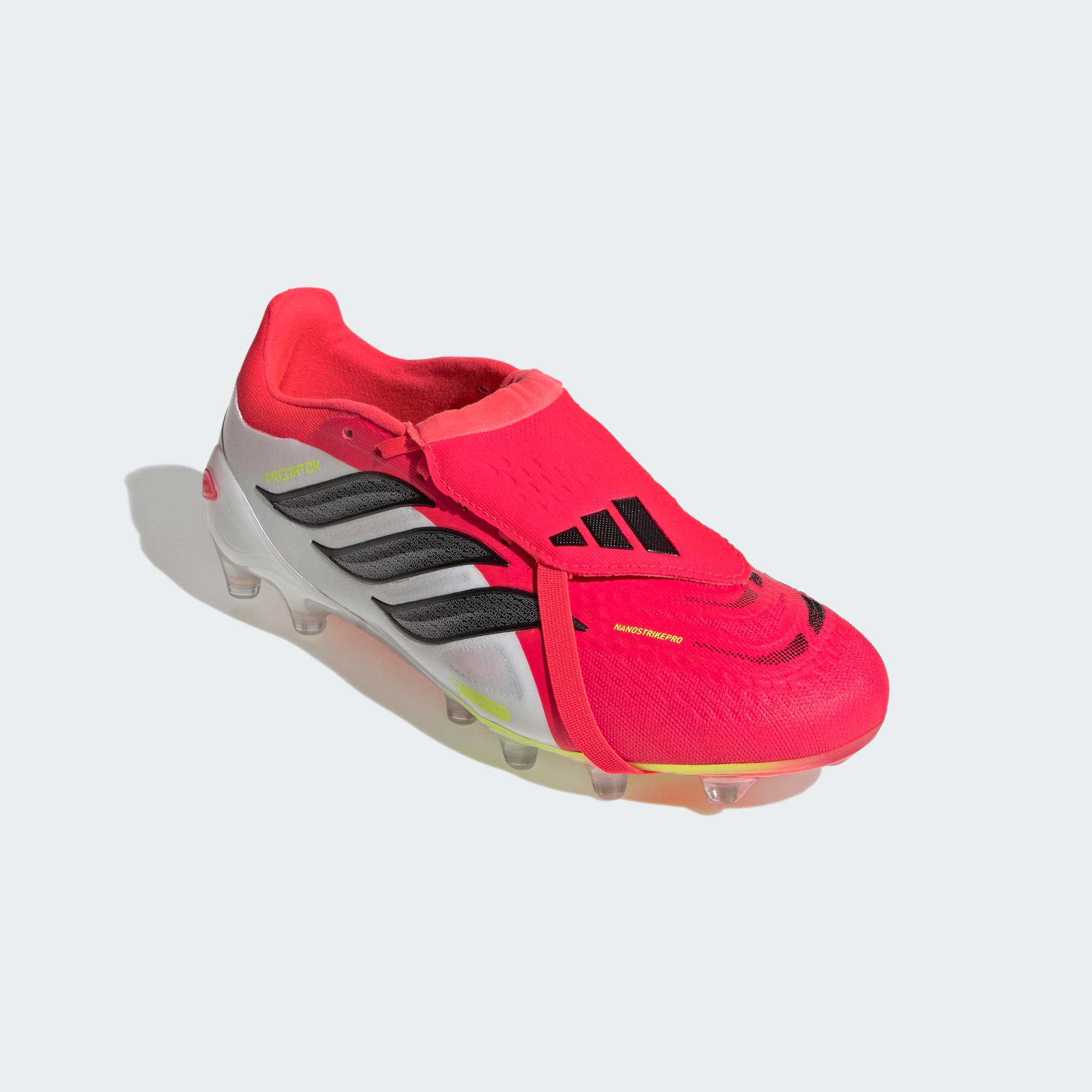 Scarpa da calcio PREDATOR PRO con linguetta ripiegabile per superfici in erba 4/7