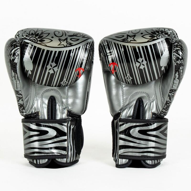 Manusi Box Knockout Skull FX