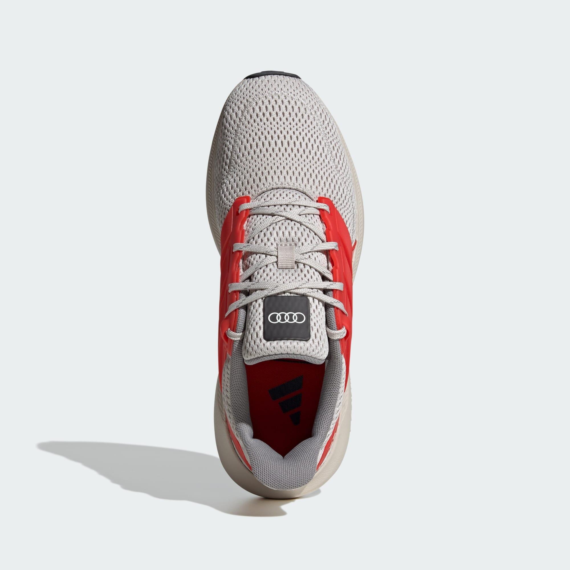 ULTIMASHOW 2.0 AUDI REVOLUT F1 TEAM SCHUH 2/7