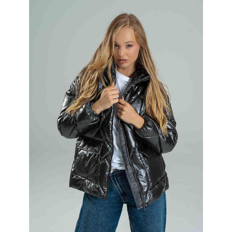 bb72b5bc-30b0-410f-b933-f85963a09327_c4c1