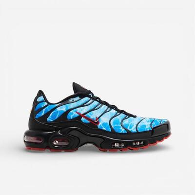 Nike air max plus shark attack