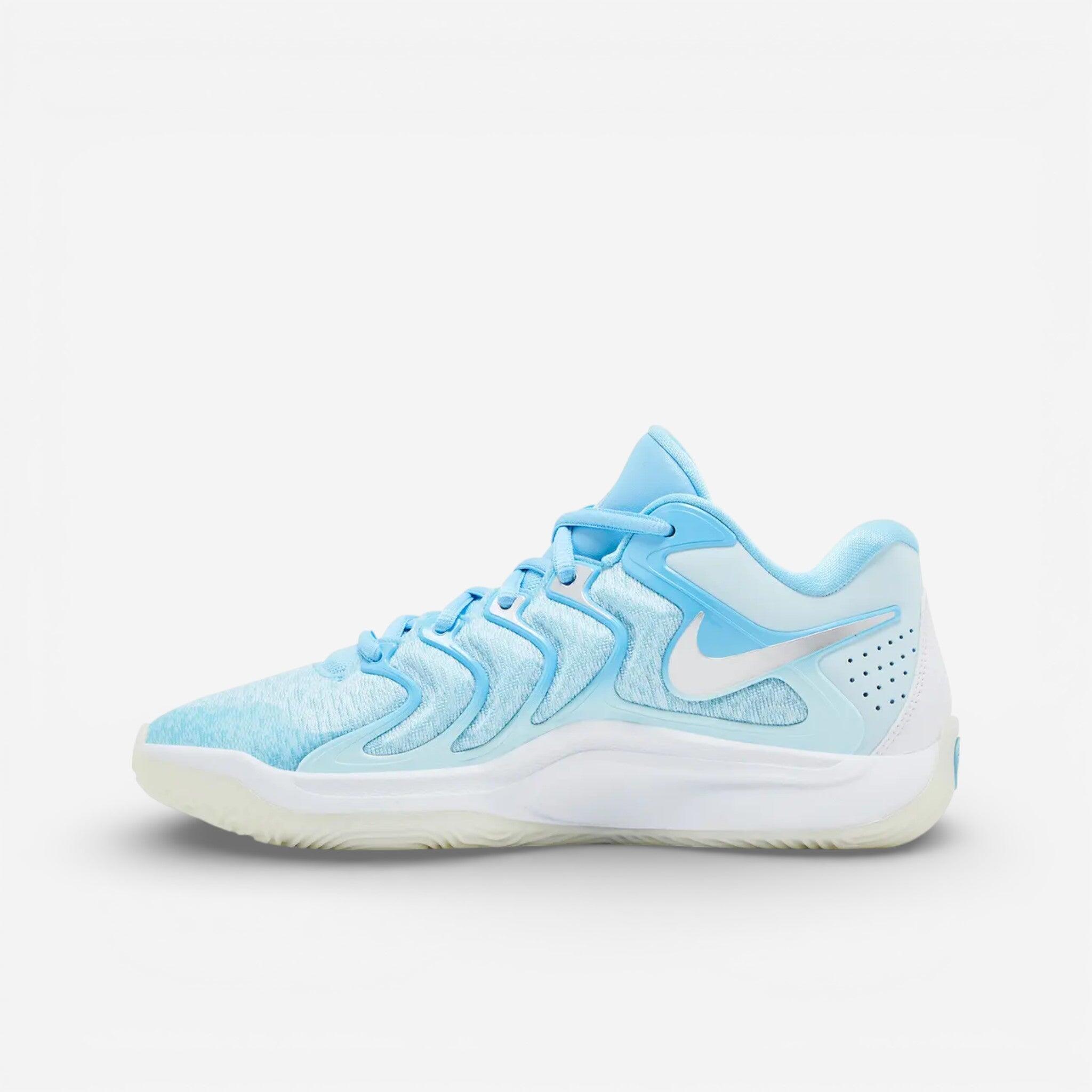 Nike KD 17 Christmas 2/4