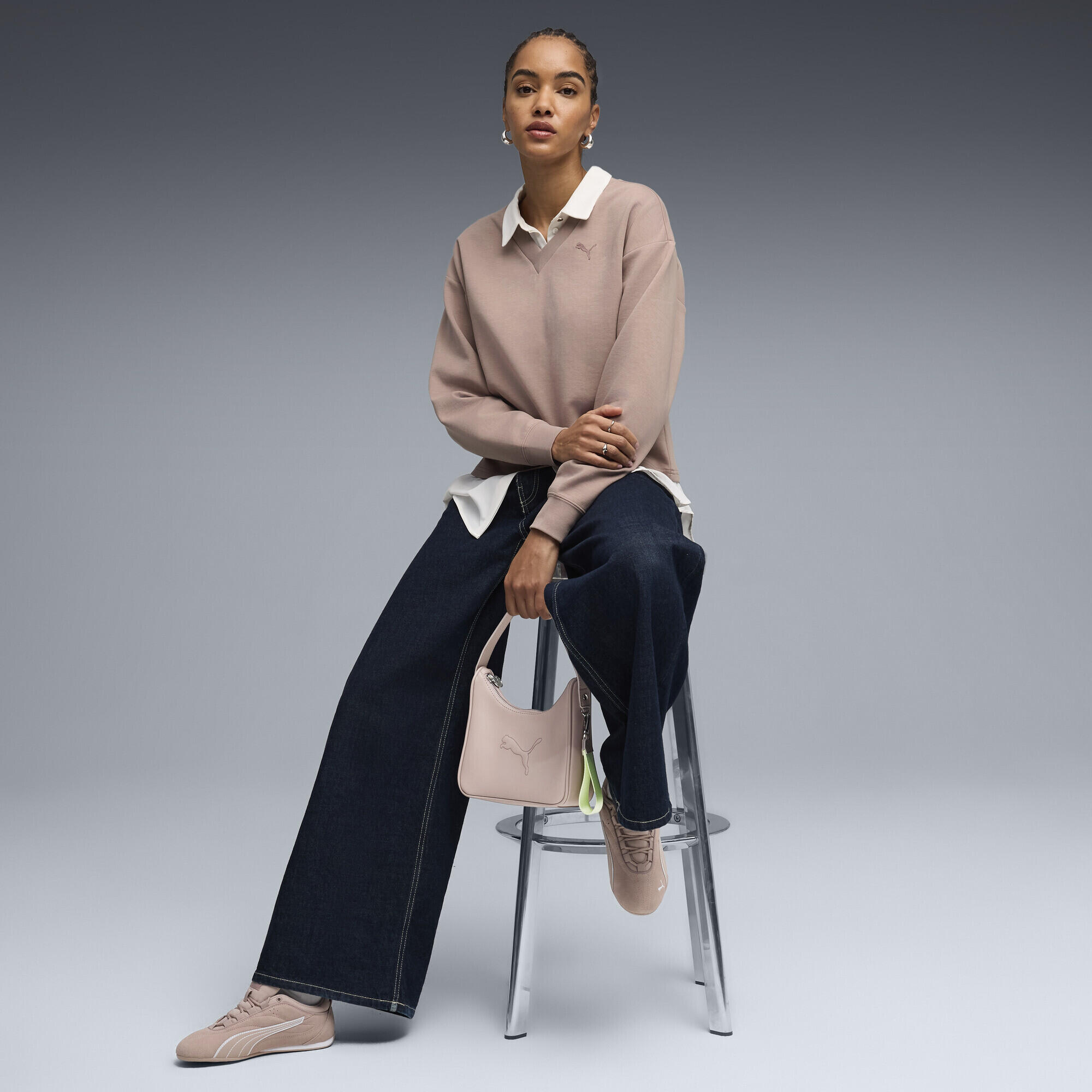 Essentials Elevated Sweatshirt mit V-Ausschnitt Damen PUMA 4/5