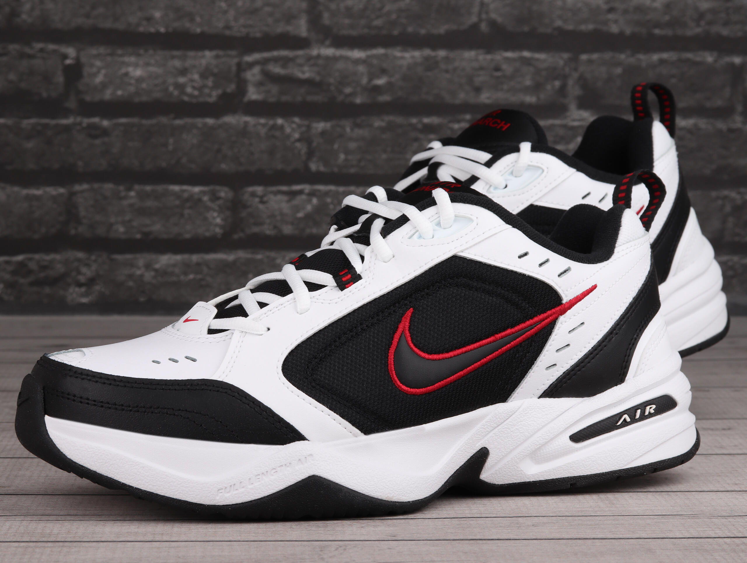 Fitness et entraînement cardio pour hommes Nike Air Monarch IV blanc. 3/7
