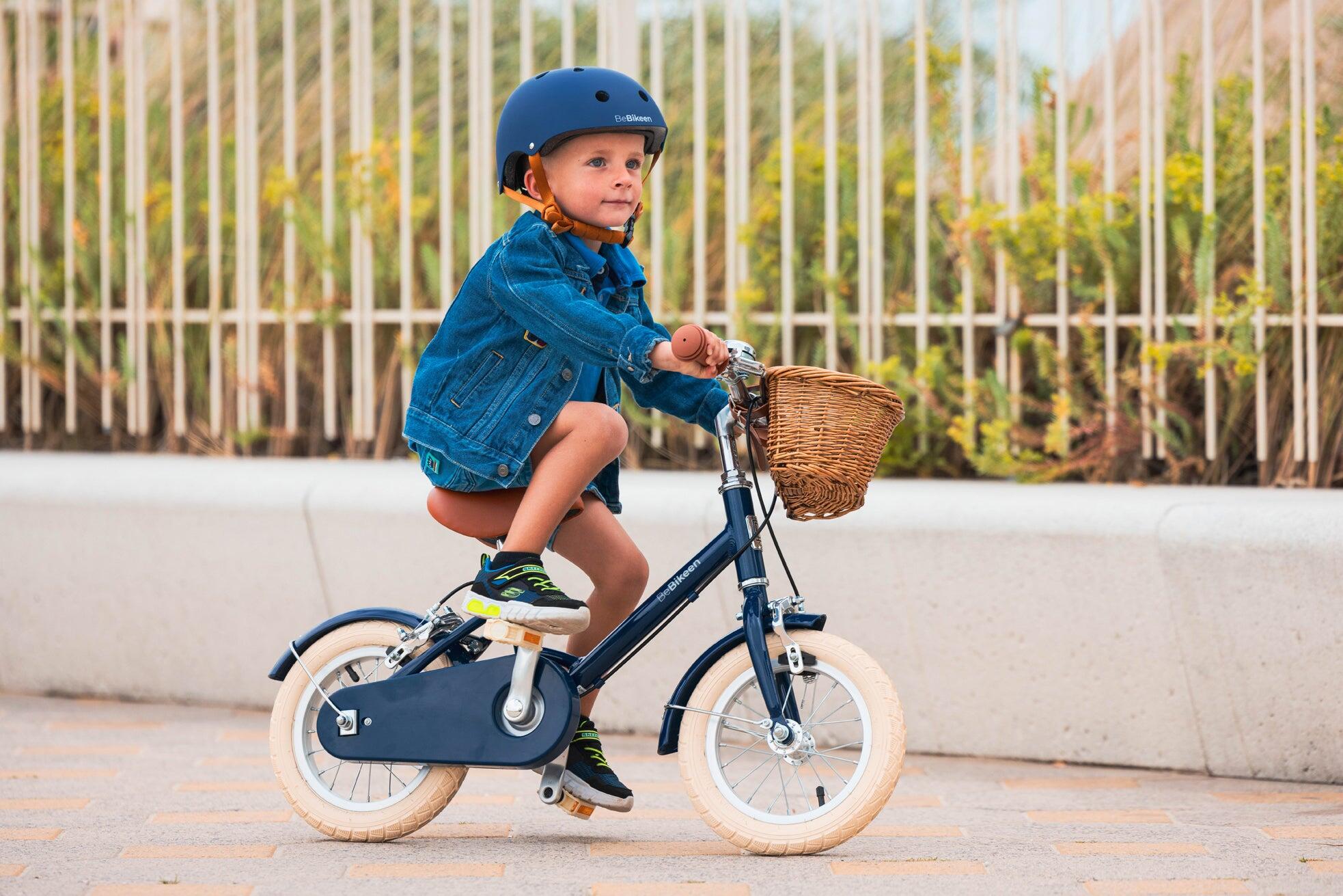 Bicicleta infantil de 12 pulgadas 2–4 años de aluminio ligero – Azul marino 2/8