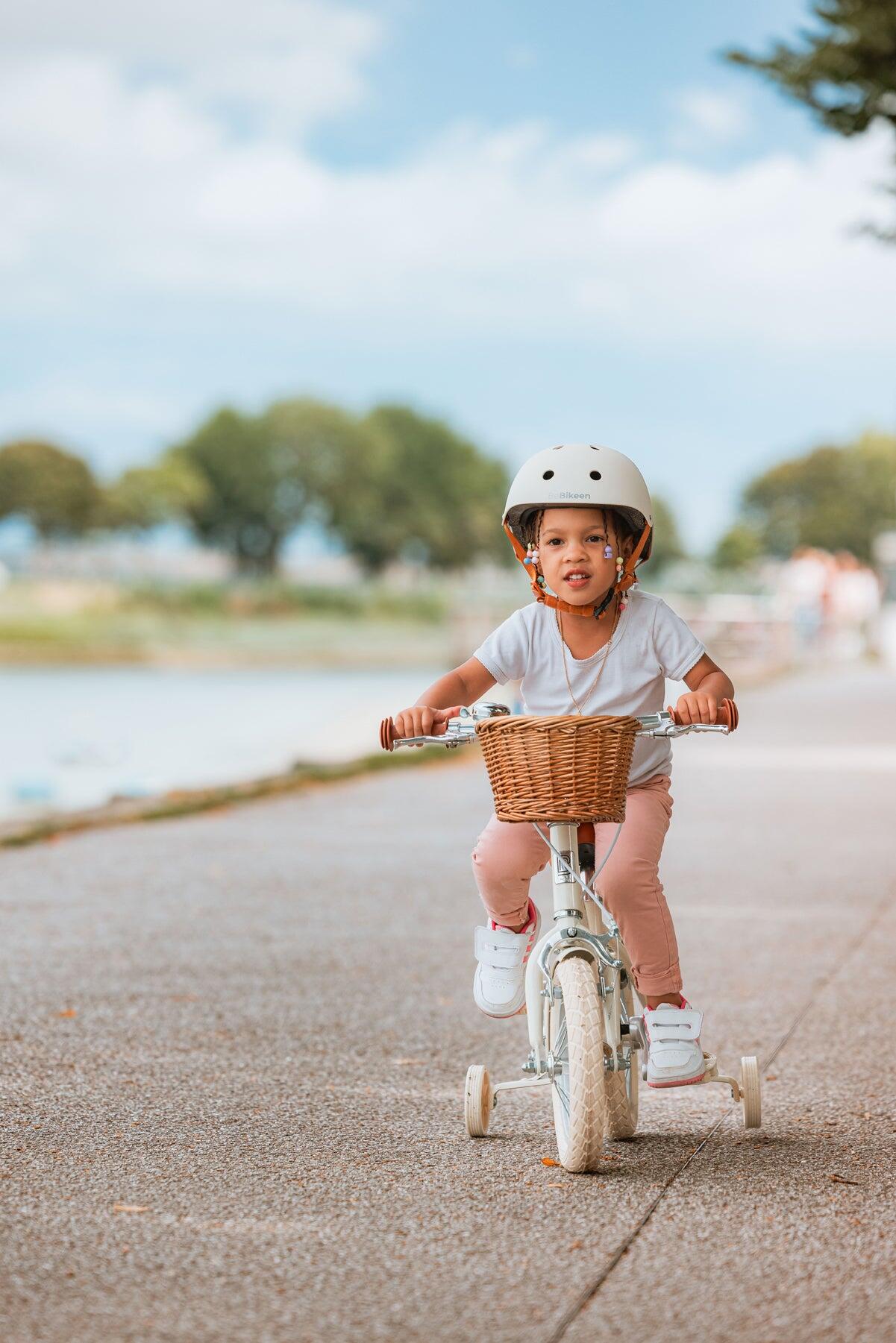 Casco de bicicleta infantil – Talla XS 48 a 52 cm – Crema 6/8
