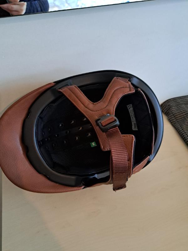 Entre Particuliers - Casque d'équitation Fouganza - T54 3/6