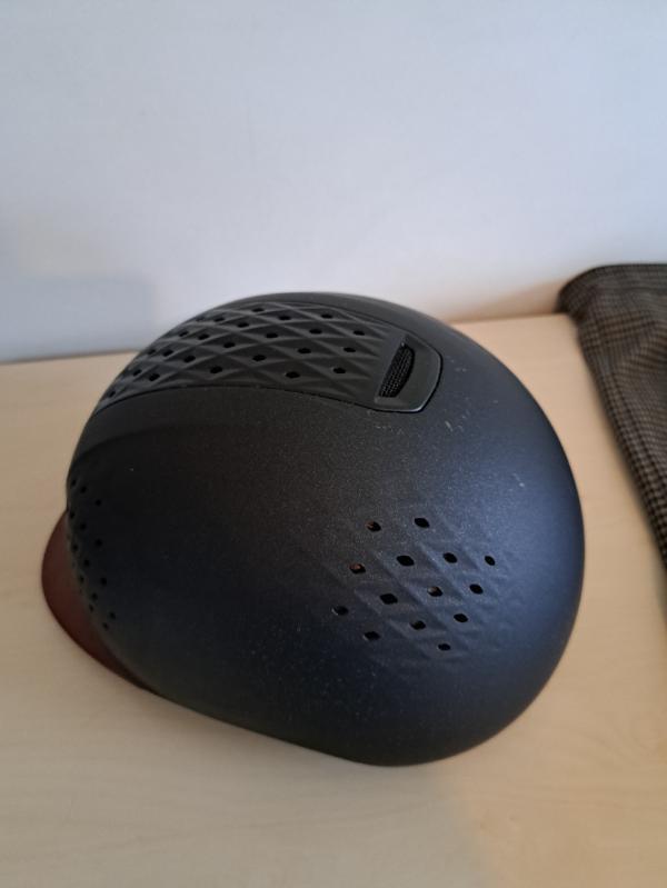 Entre Particuliers - Casque d'équitation Fouganza - T54 6/6
