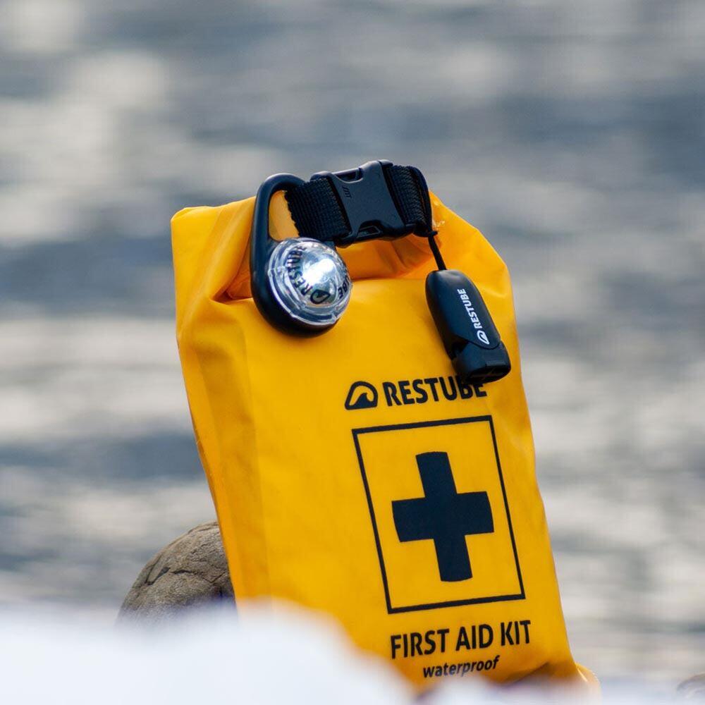 Kit de premiers secours par RESTUBE | Trousse de secours étanche 7/7