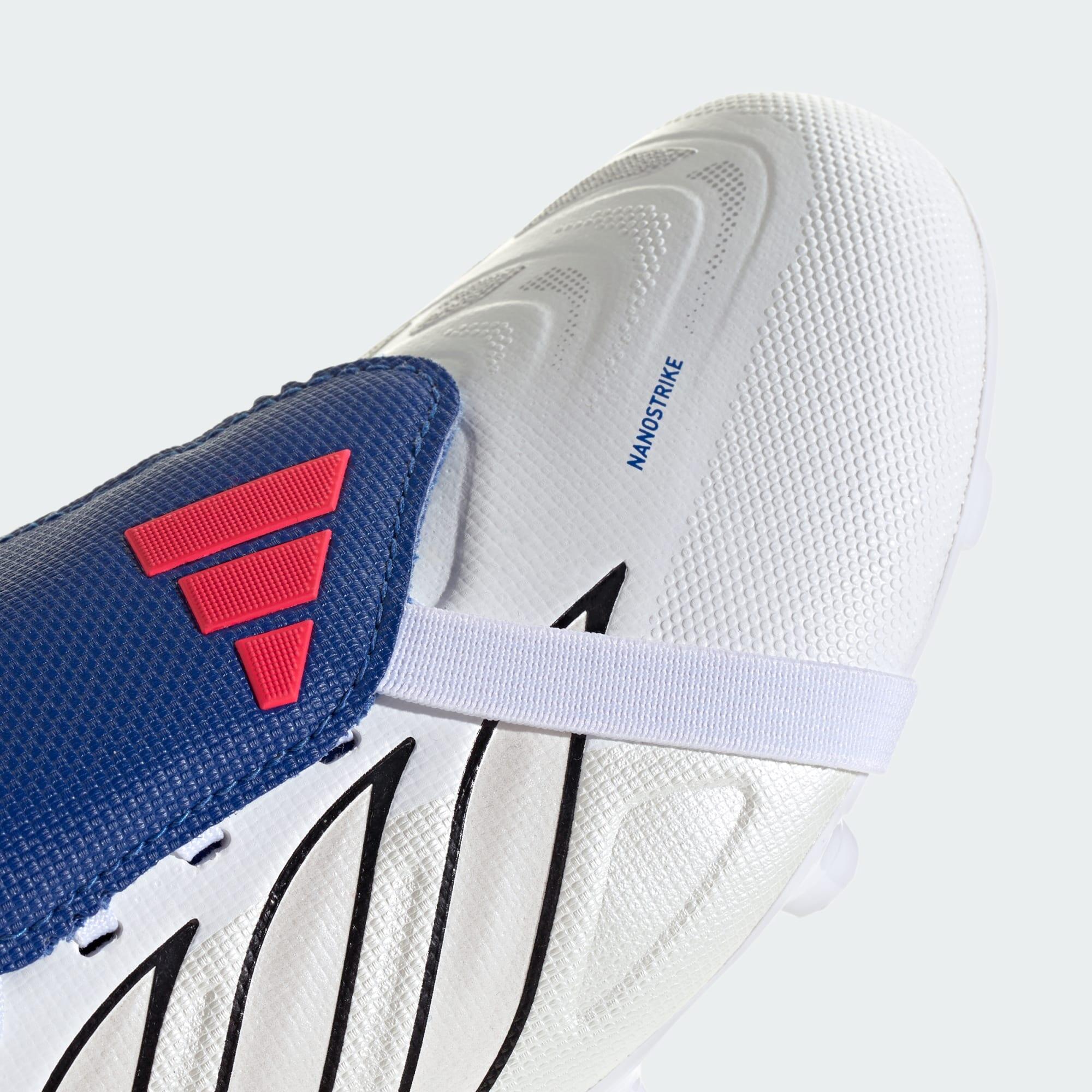 PREDATOR LEAGUE Scarpe da calcio con linguetta ripiegabile per terreni naturali 6/7