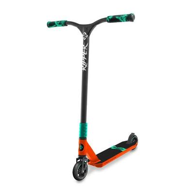 Street surfing ripper stunt scooter bloederig