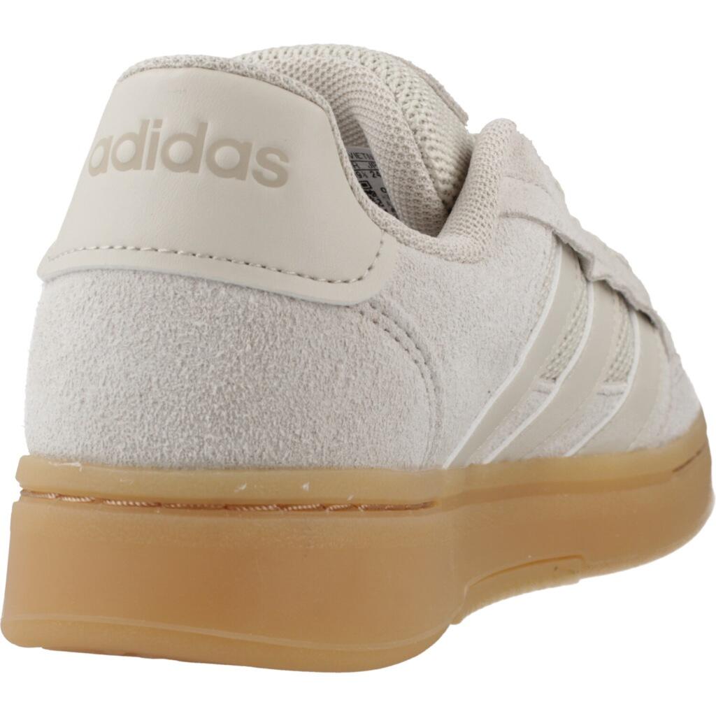 Baskets femme adidas Grand Court Alpha 3/7