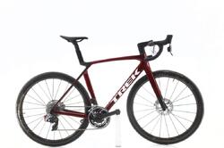 Vélo de route reconditionné · Madone SL 6 AXS 12V · Très bon état