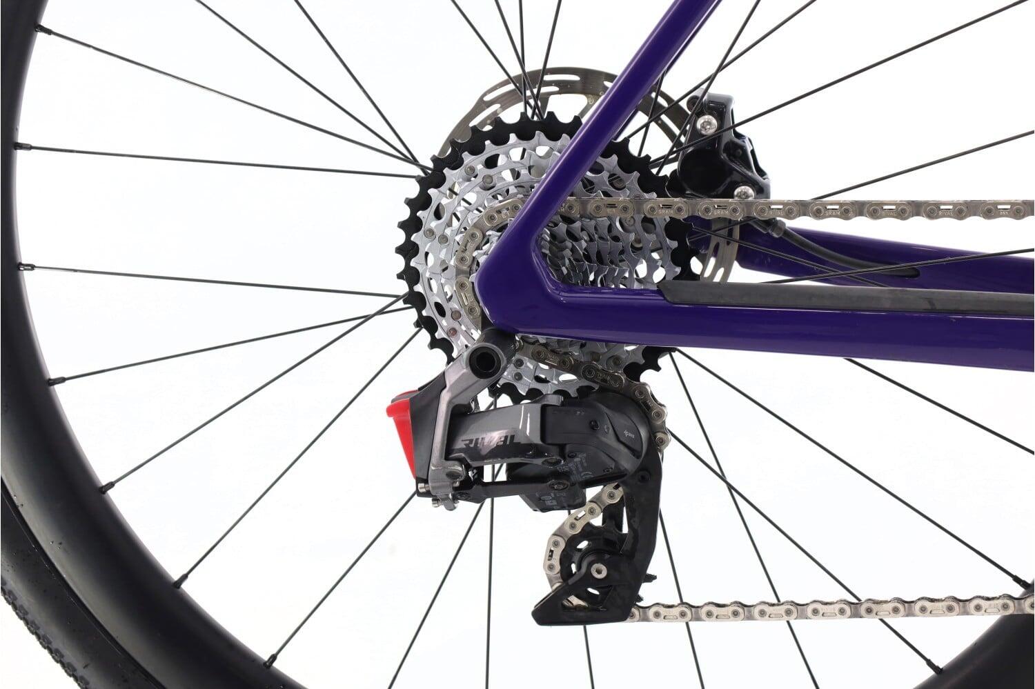 Gravel reconditionné ·  Kaius 01 Three AXS 12V · Très bon état 3/8