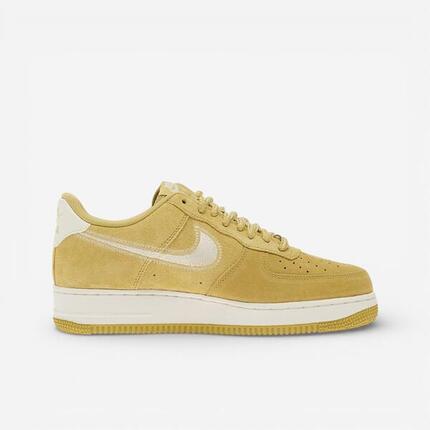 Nike Air Force 1 07 LV8 Low Buff Gold