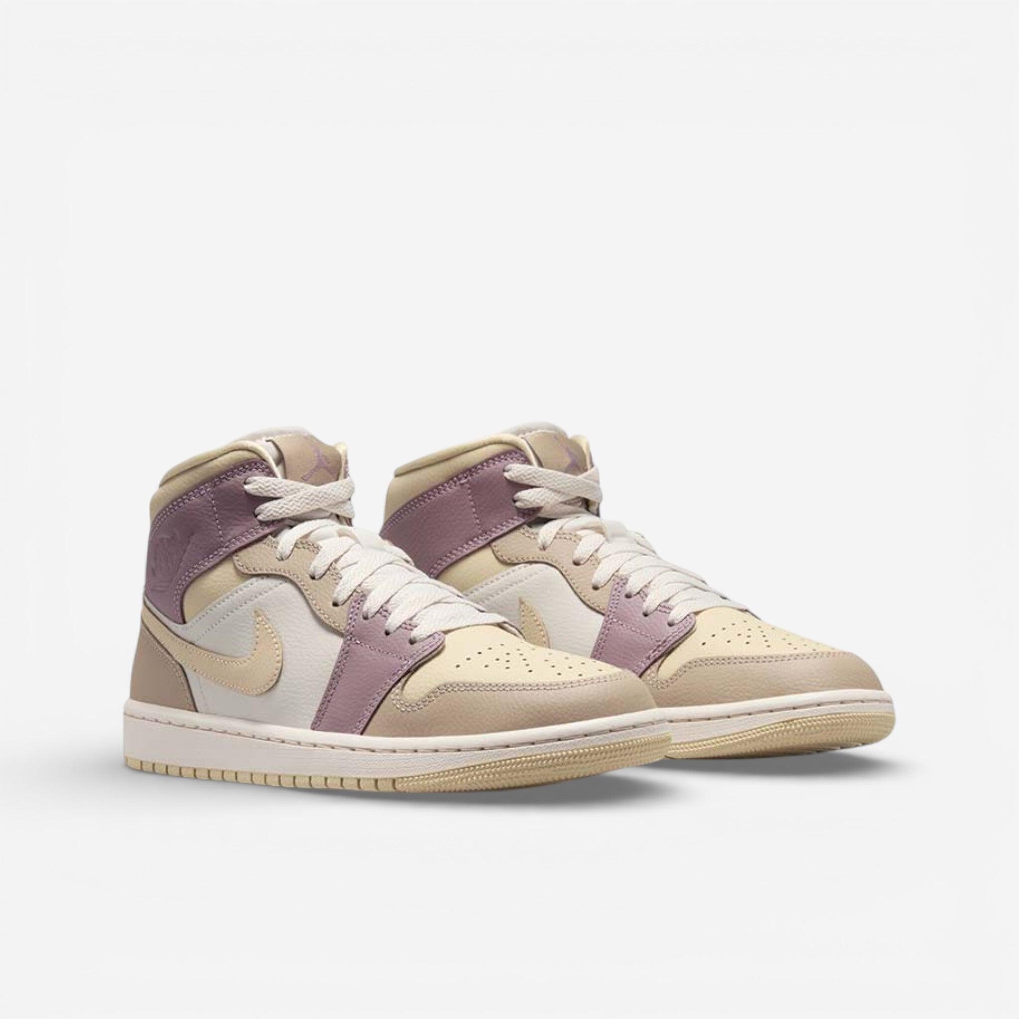Jordan - Jordan 1 Mid Light Orewood Brown Taupe Grey (women's) - Baskets - Blanc - Decathlon