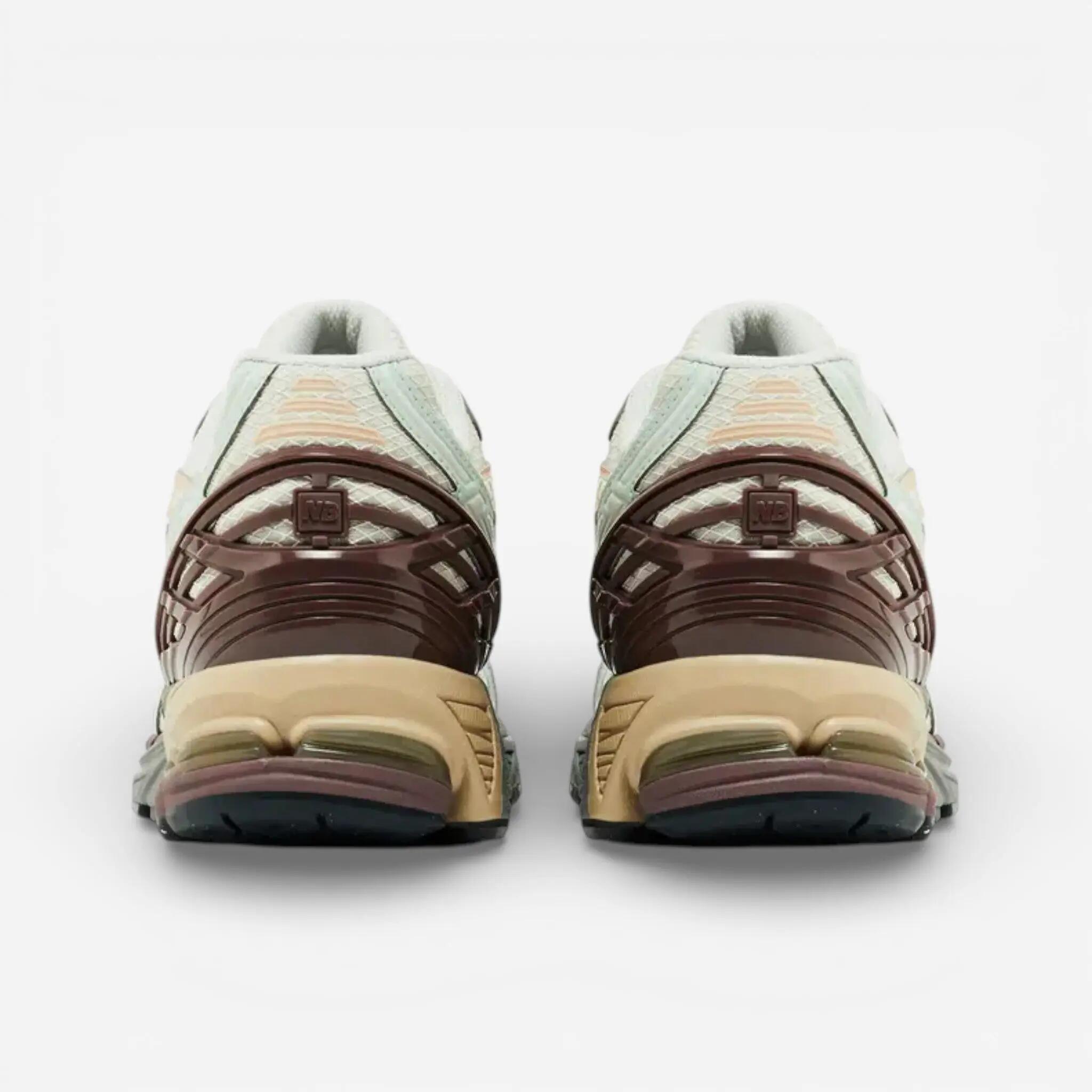 New Balance 1906D Clay Ash Licorice 3/3