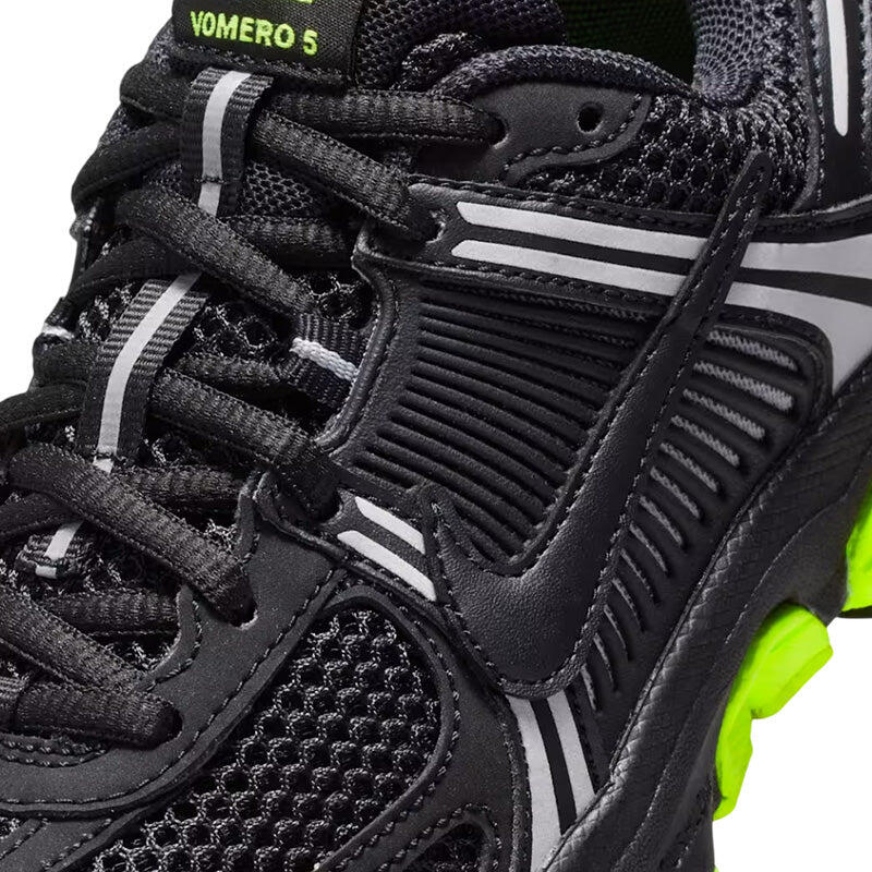 Sapatilhas Nike Vomero 5 GS 7/7