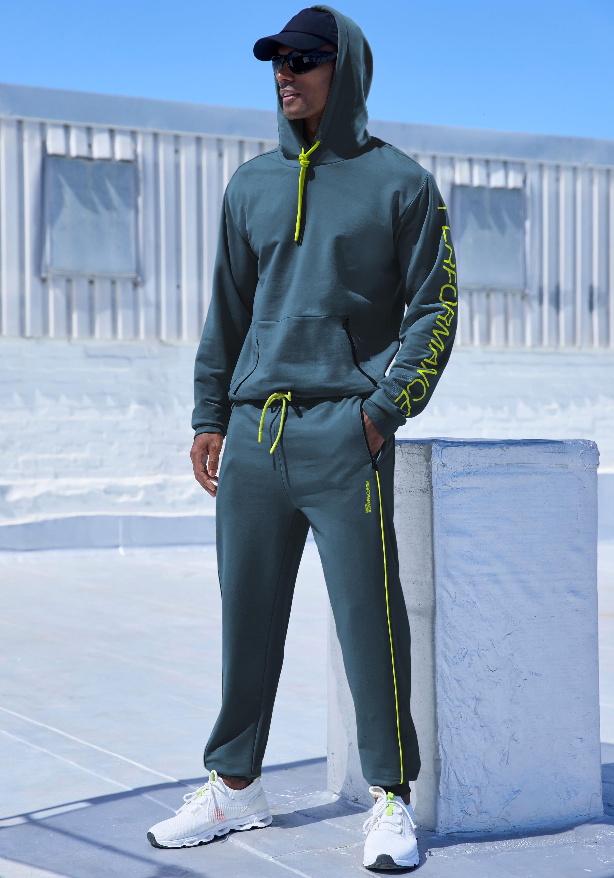 Herren Sporthose 4/4