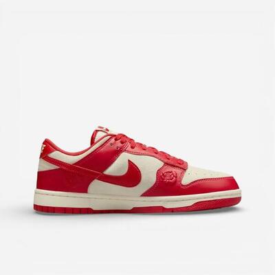 Nike Dunk Low Red Roses (Women's)