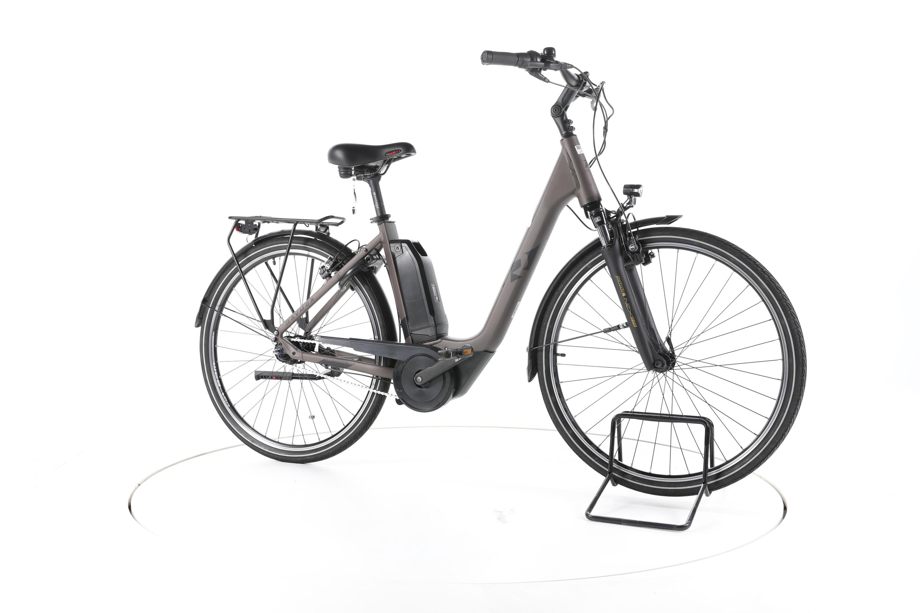 Tweedehands - R Raymon CityRay E 2.0 City E-Bike Lage instap - Zeer goed 2/7