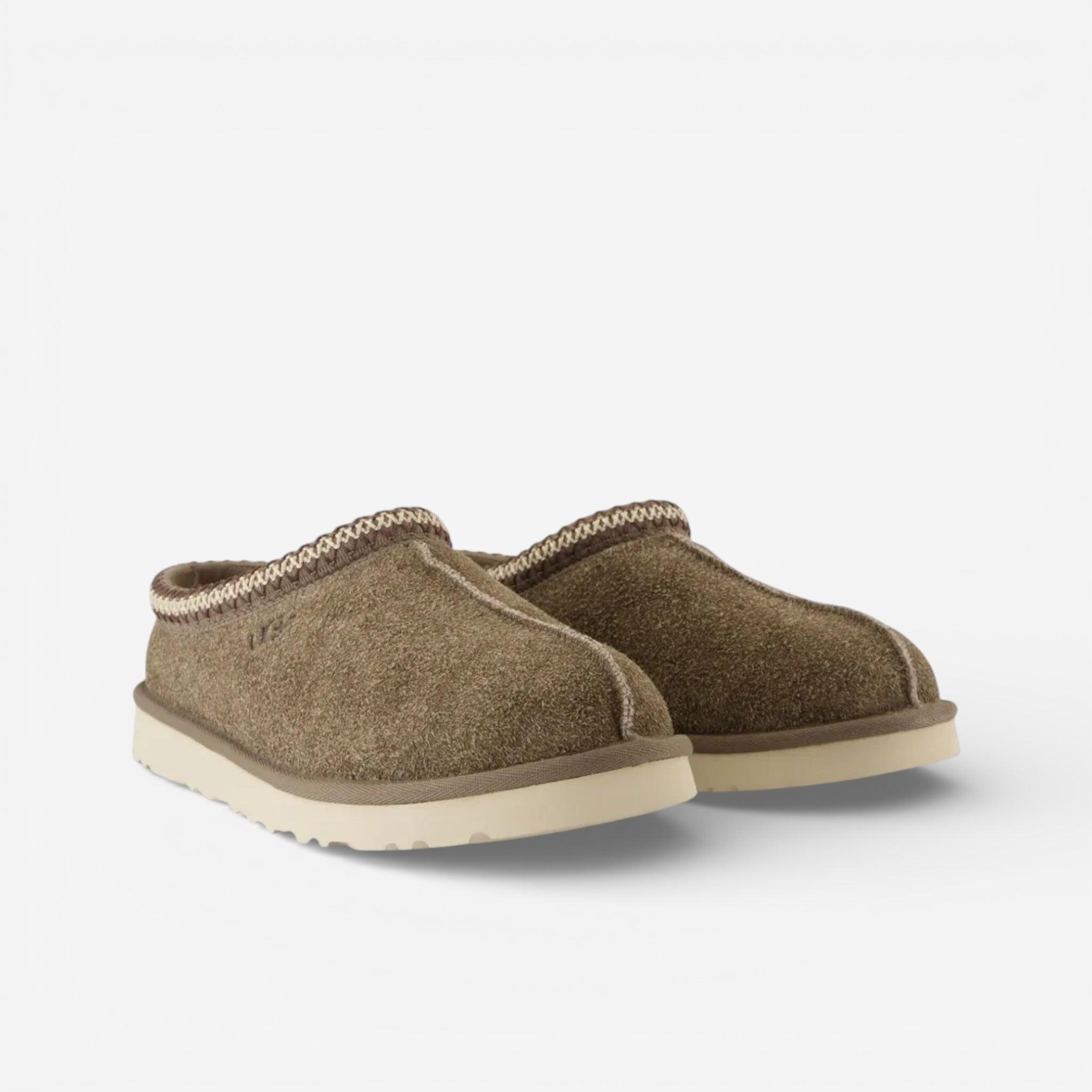 UGG Tasman Shaggy Suede Slipper Smoke Plume 2/3