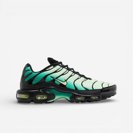 Nike Air Max Plus Vapor Green Malachite Black Light Lemon Twist