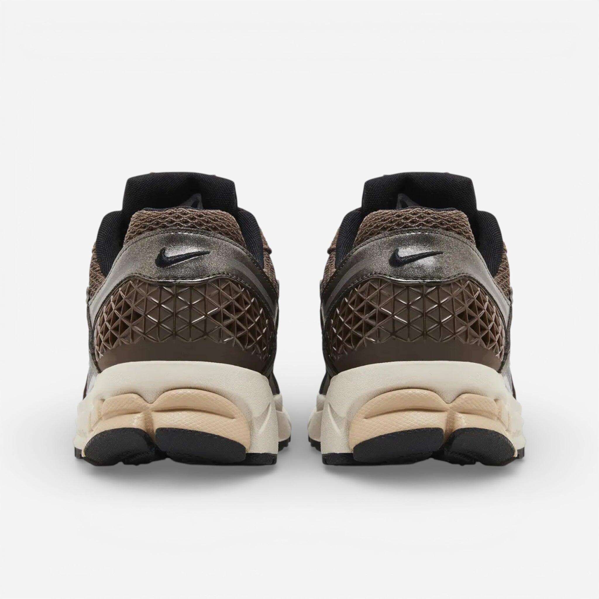 Nike Zoom Vomero 5 Baroque Brown (Women's) 3/4