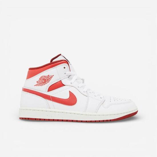 Jordan 1 Mid SE Dune Red