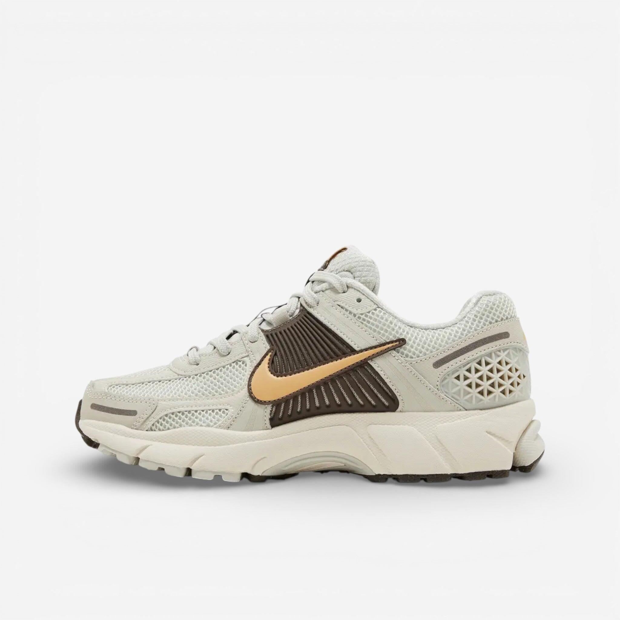 Nike Zoom Vomero 5 Light Bone Ironstone (Women's) 2/4