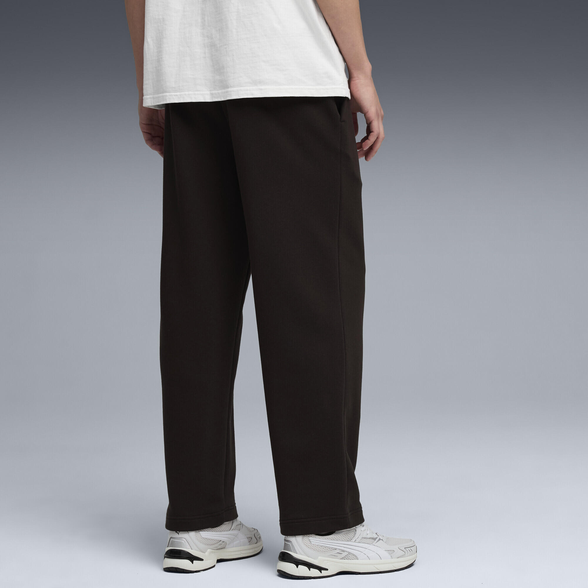 Essentials No.1 Logo Relaxed Pants Men PUMA 3/5