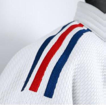 Judogi con franja azul, blanca y roja adidas Champion III 2/2