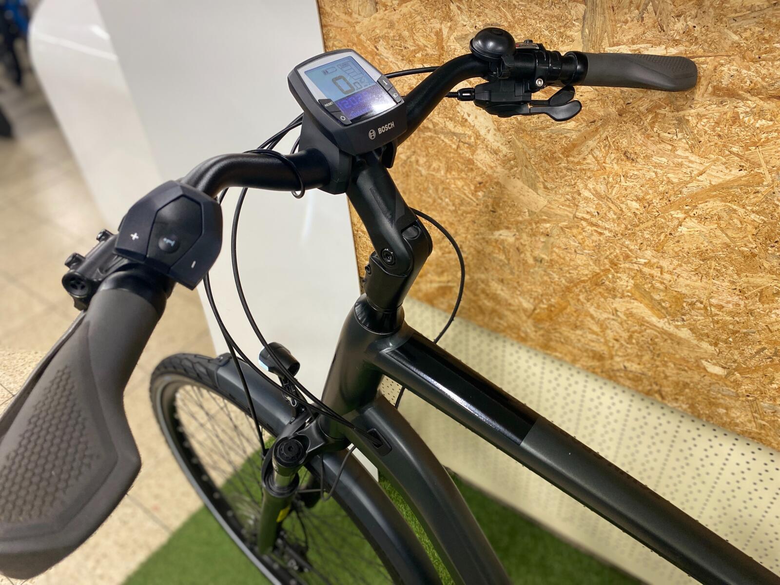 Cube Town Sport 2022, 500 Wh, framemaat 61 cm, metal/grijs 5/7