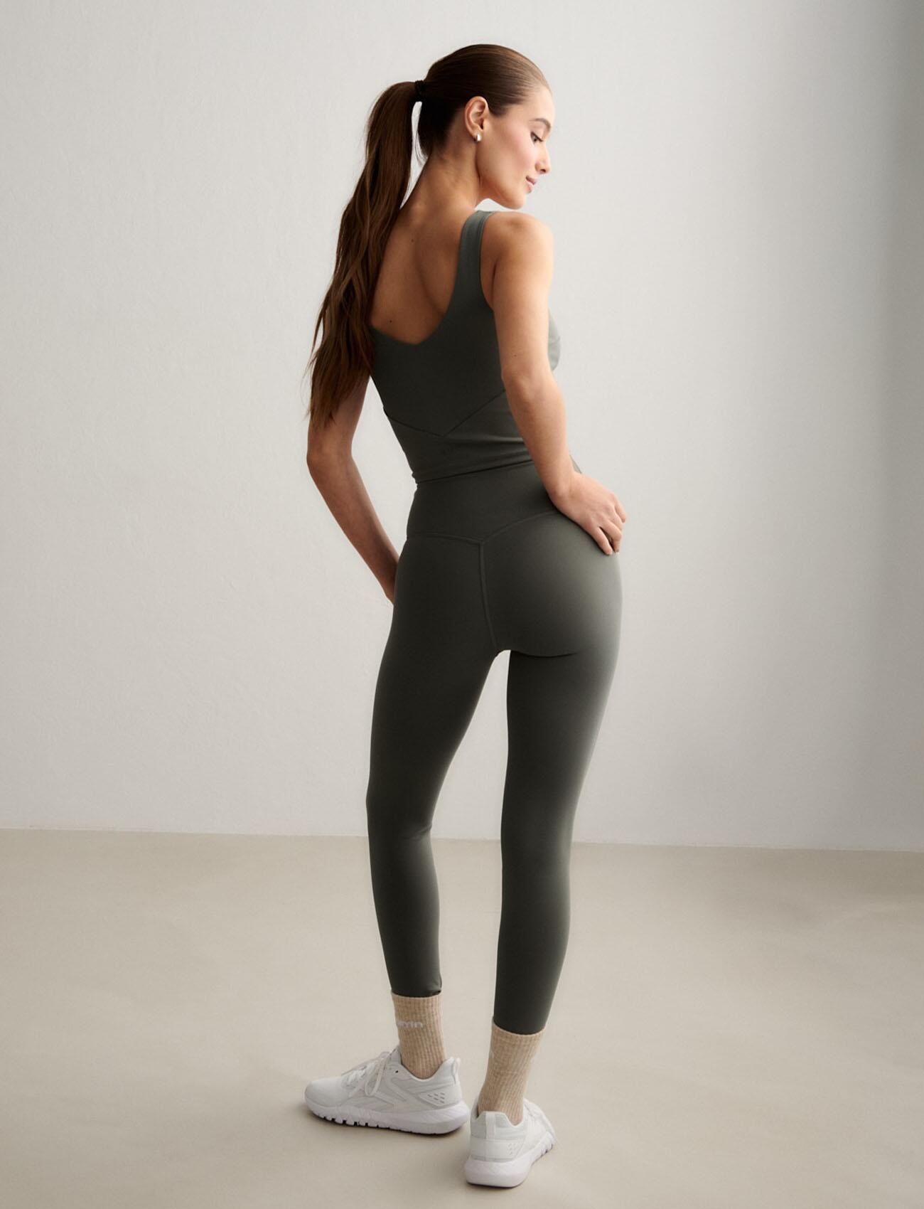 Dames Legging Petite Vochtafvoerend Hurkbestendig Klimopgroen 5/6