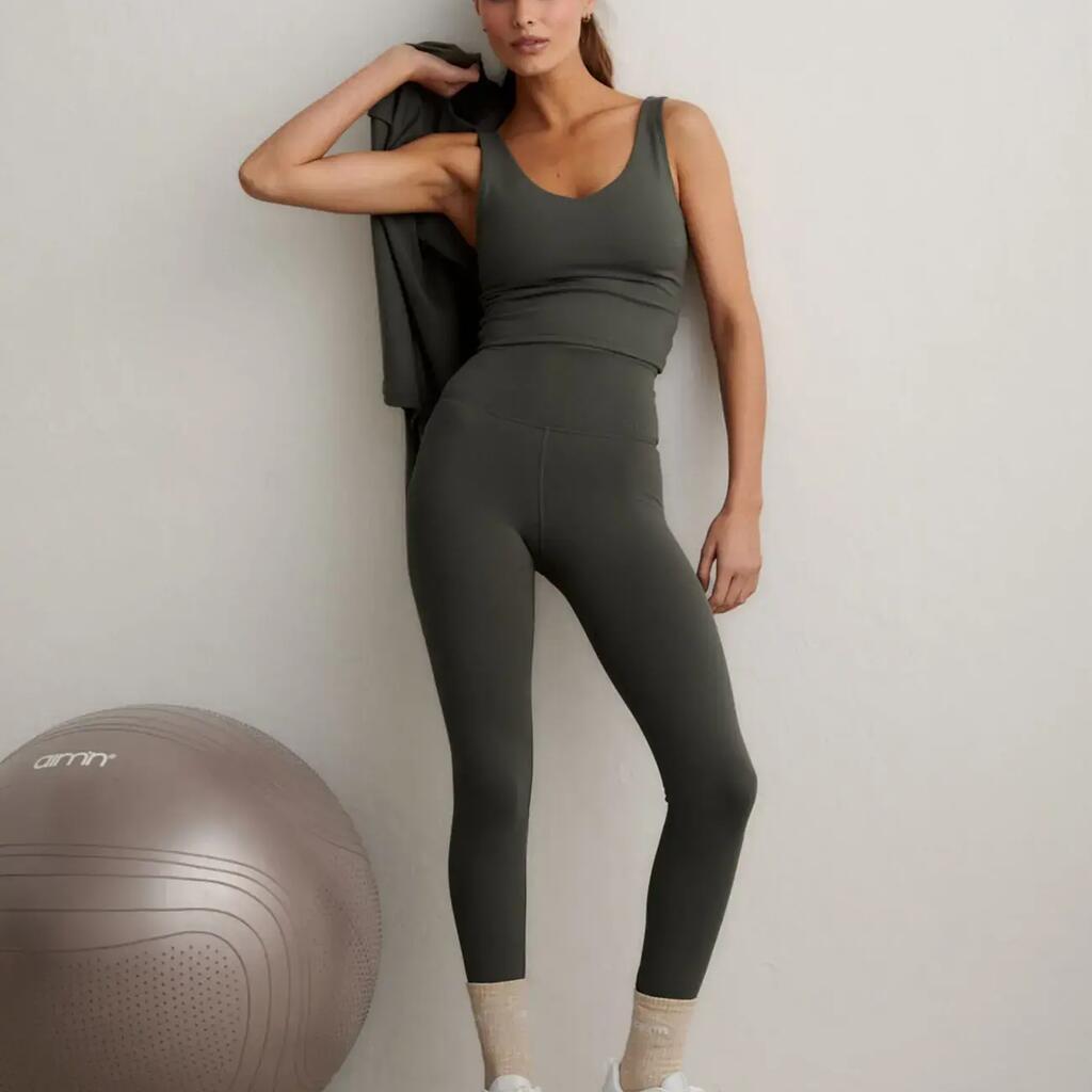 Women's Tights High-Waisted Squat Proof Petite Sense Ivy