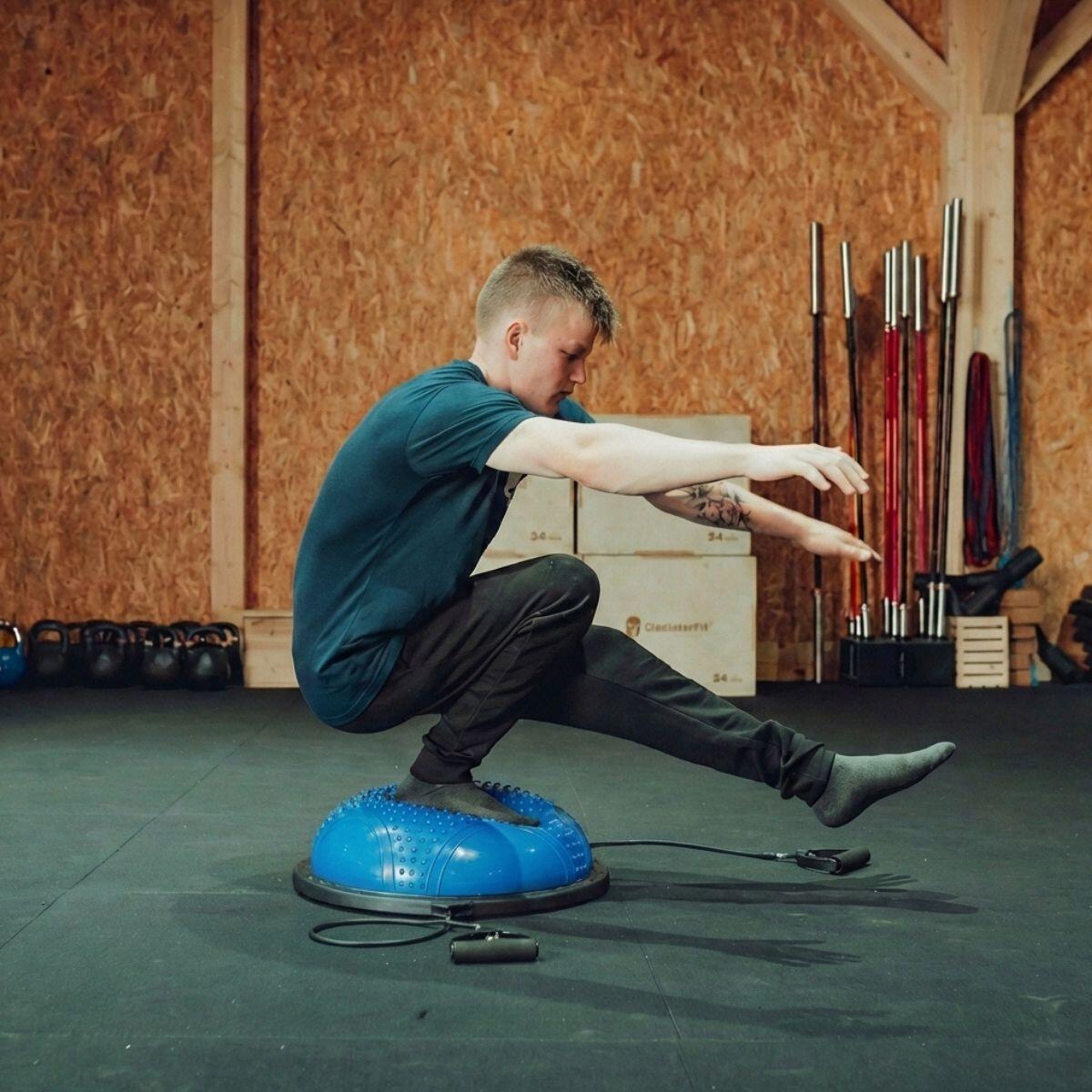 Station d'équilibre "Balance Ball" avec piques Ø 60cm + Pompe JustFit 4/4
