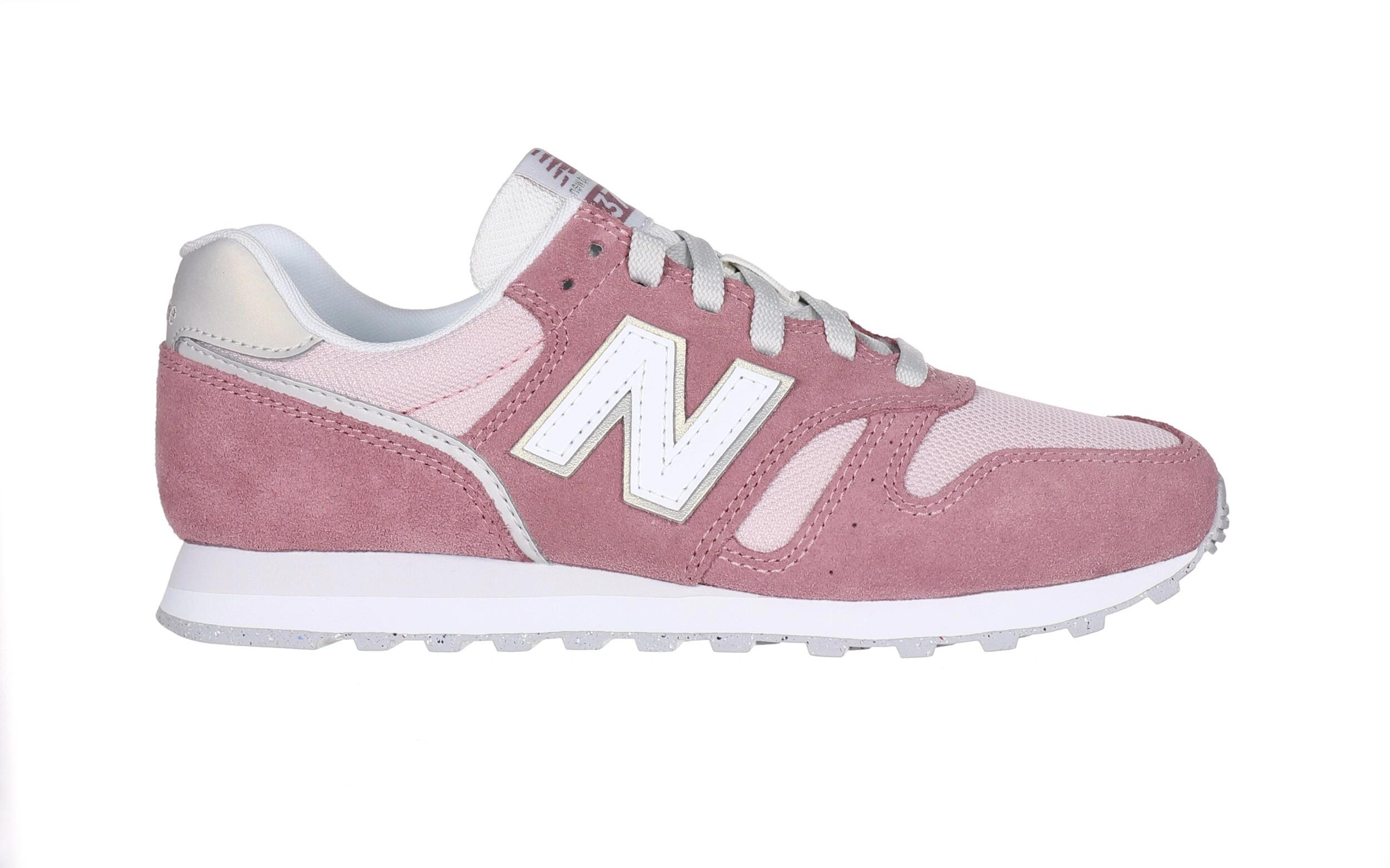 NEW BALANCE picture