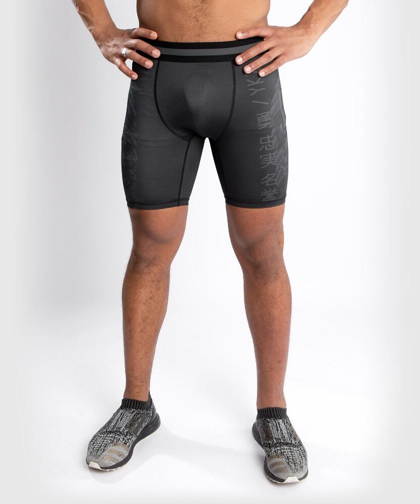 Venum YKZ21 Vale Tudo Shorts – Black/Black 2/7