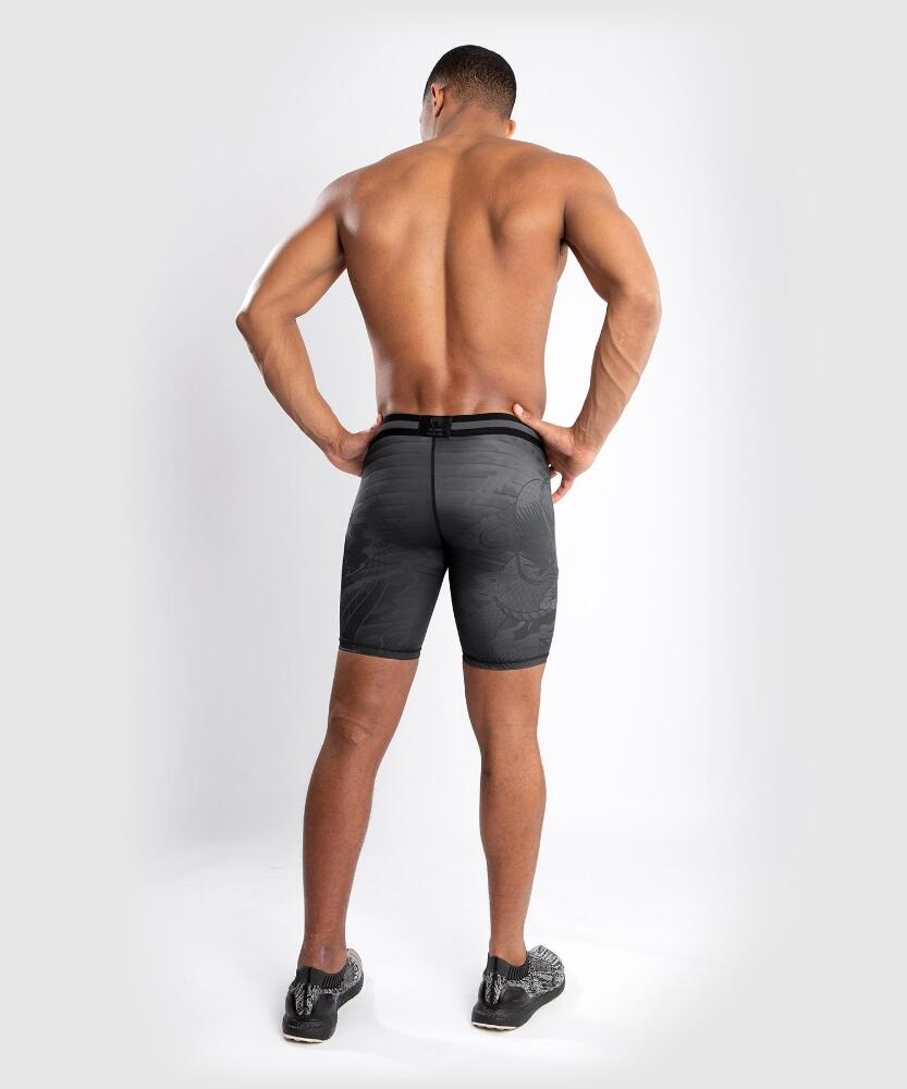 Venum YKZ21 Vale Tudo Shorts – Black/Black 5/7