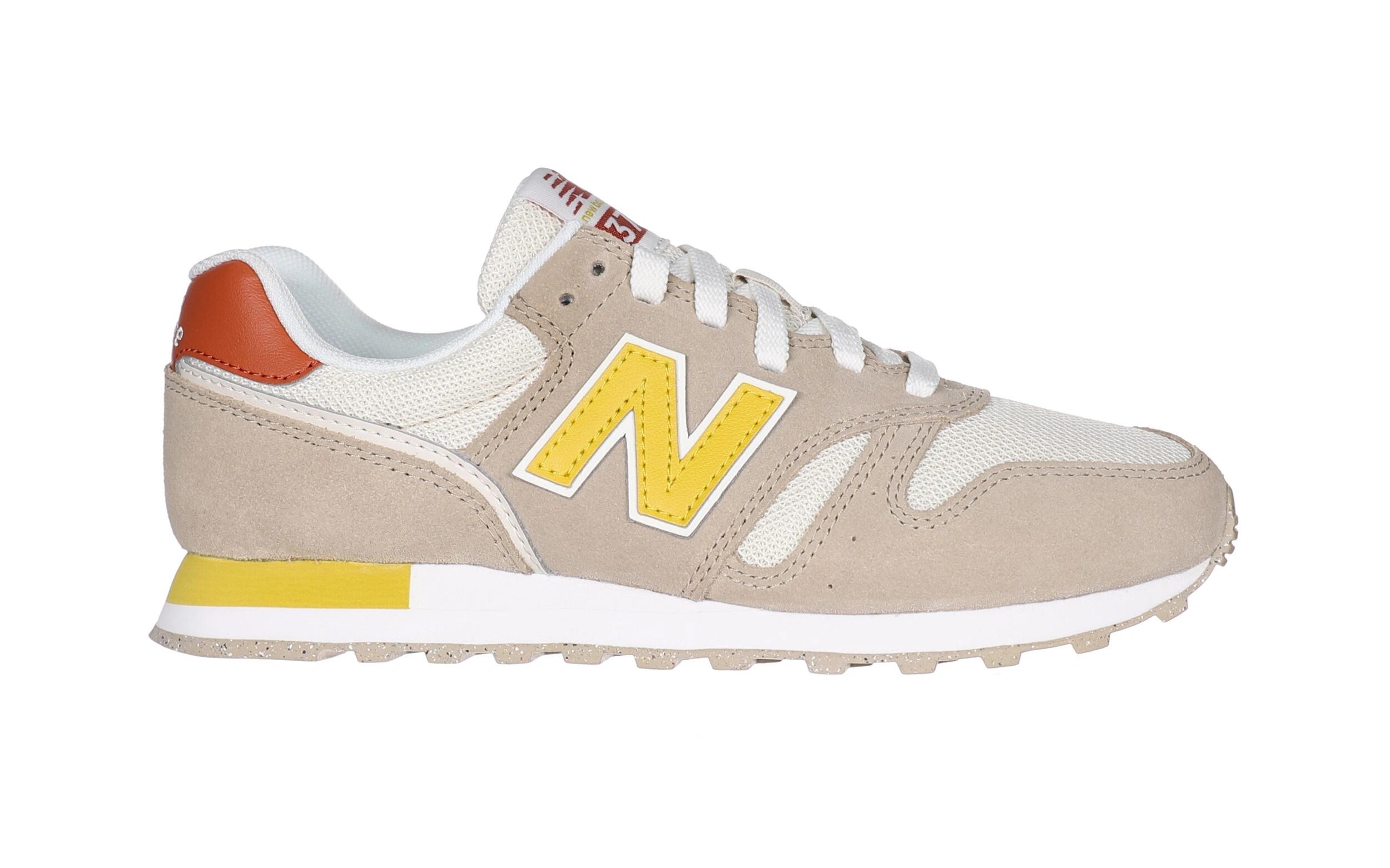 NEW BALANCE picture