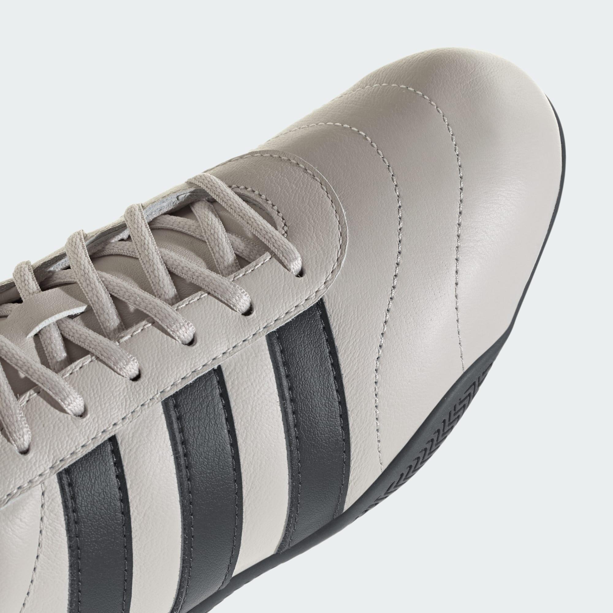 CHAUSSURE GRAND COURT LO AUDI REVOLUT F1 TEAM 6/7