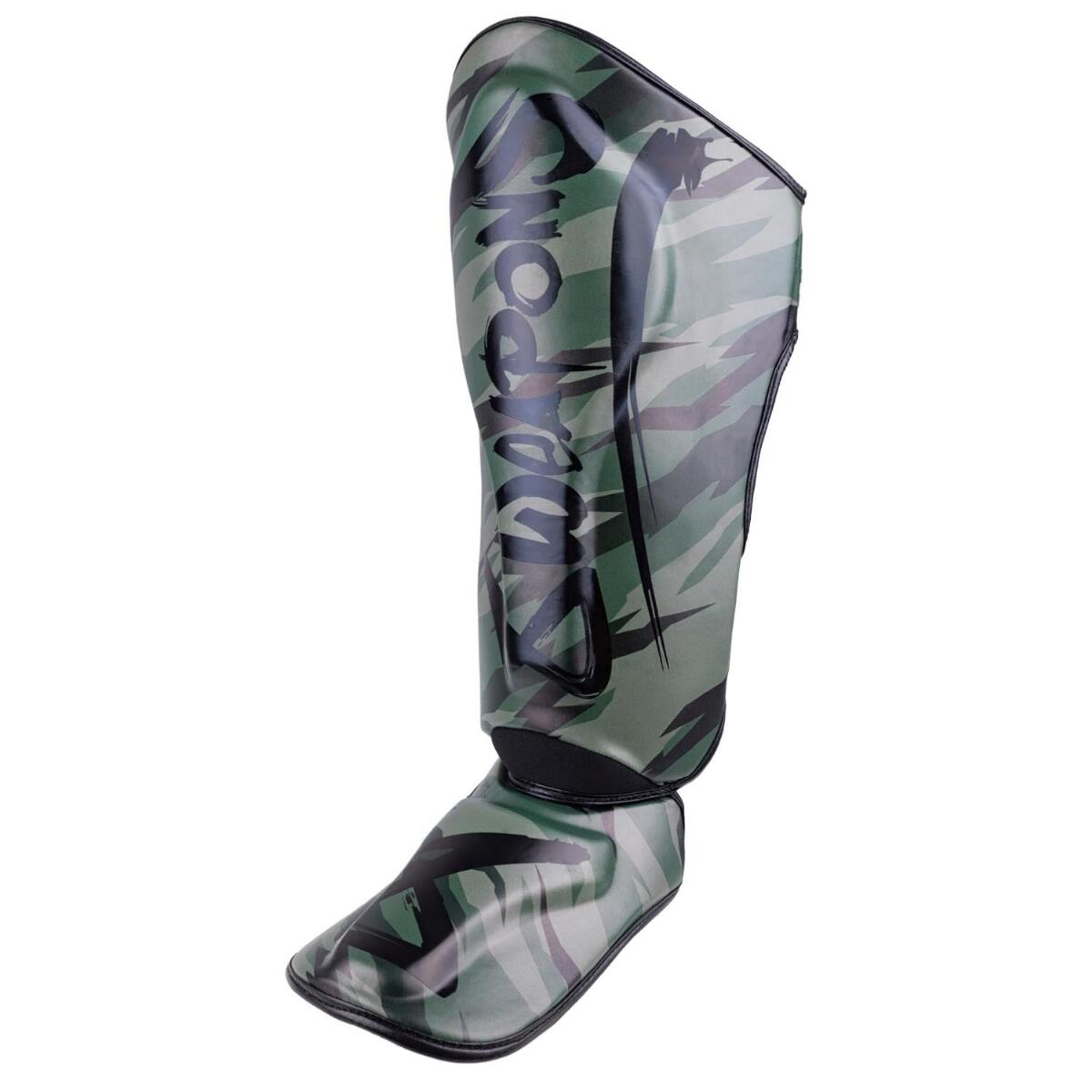 Schienbeinschoner 8 WEAPONS Unlimited 2.0 – Woodland Camo – L 4/7