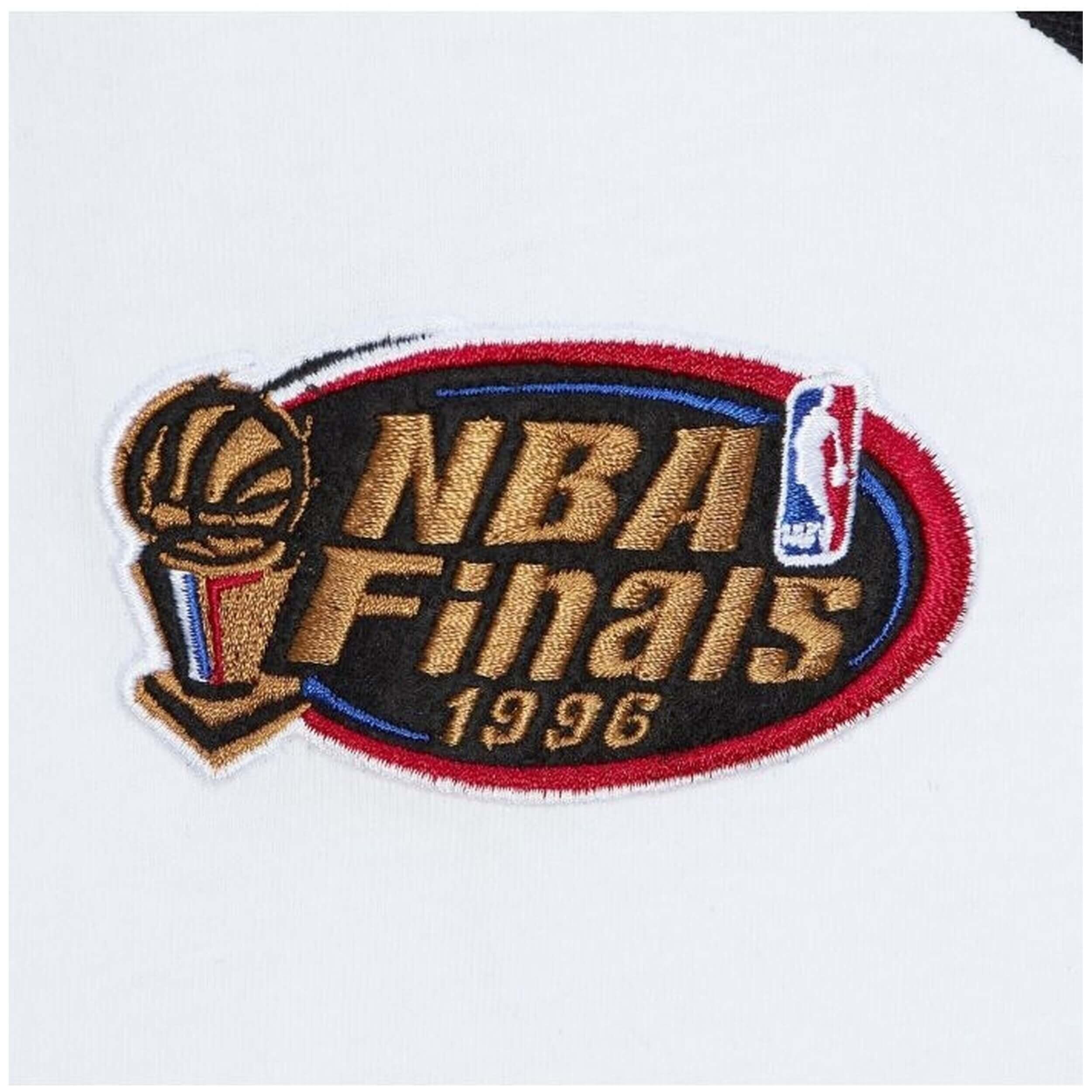 Camiseta de baloncesto Mitchell & ness modelo TBTF4994-CBUYYPPPWHIT para hombre 3/4