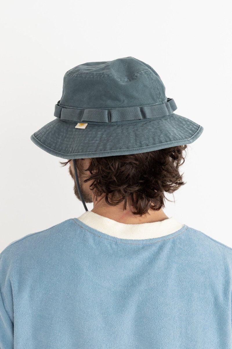 Worn Path - Bonnet 3/6