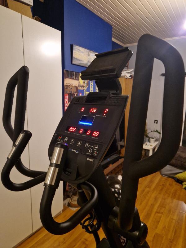 Entre Particuliers - Vélo elliptique Cardiostrong FX80 3/3