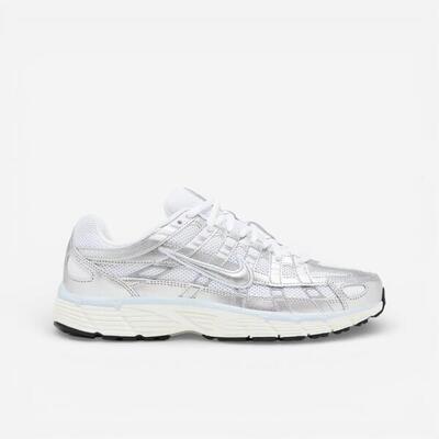Nike p-6000 white blue tint sail metallic silver (women's)