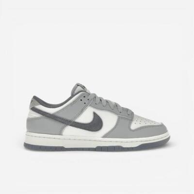 Nike Dunk Low SE Light Carbon