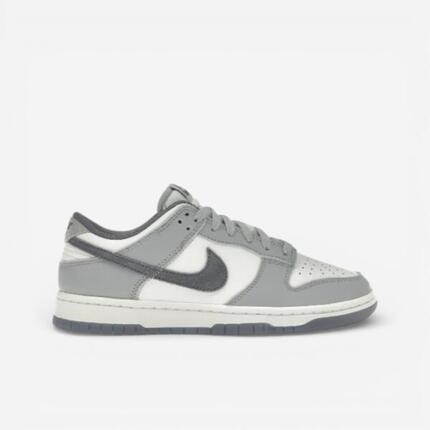 Nike Dunk Low SE Light Carbon