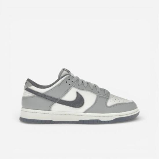 Nike Dunk Low SE Light Carbon